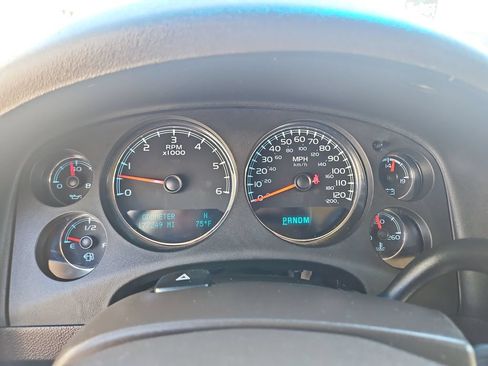 Used 2014 GMC Yukon XL Denali AWD/4WD image 15