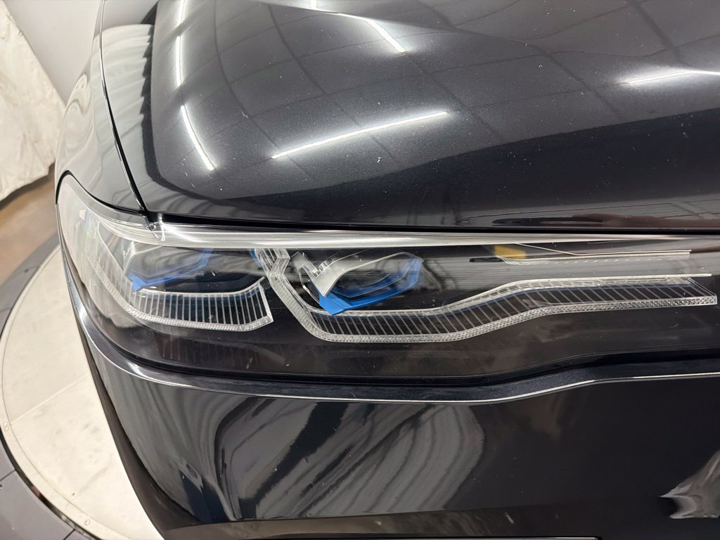 Used 2022 BMW X7 M50i AWD/4WD image 9