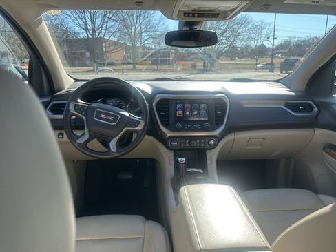 Used 2017 GMC Acadia Denali w/ Technology Package image 13