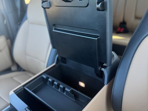 New 2026 Ford F350 Lariat w/ FX4 Off-Road Package image 43