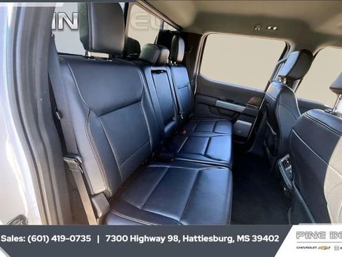 Used 2024 Ford F250 Lariat w/ Chrome Package image 21
