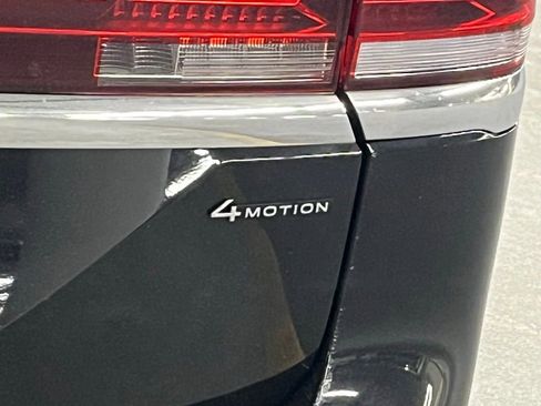 New 2026 Volkswagen Atlas SEL image 38