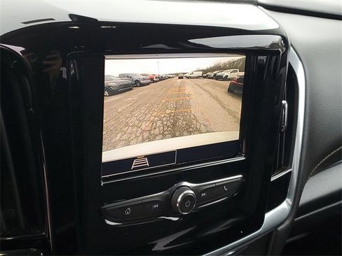 Used 2020 Chevrolet Traverse LS image 19