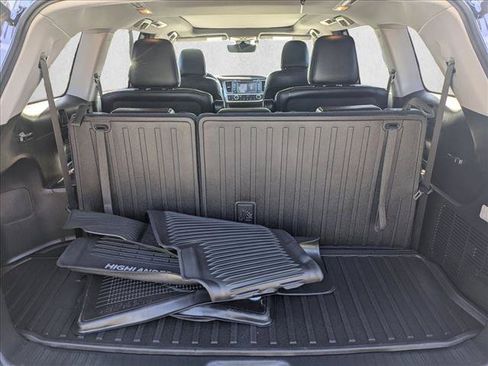 Used 2019 Toyota Highlander Limited Platinum AWD/4WD image 6