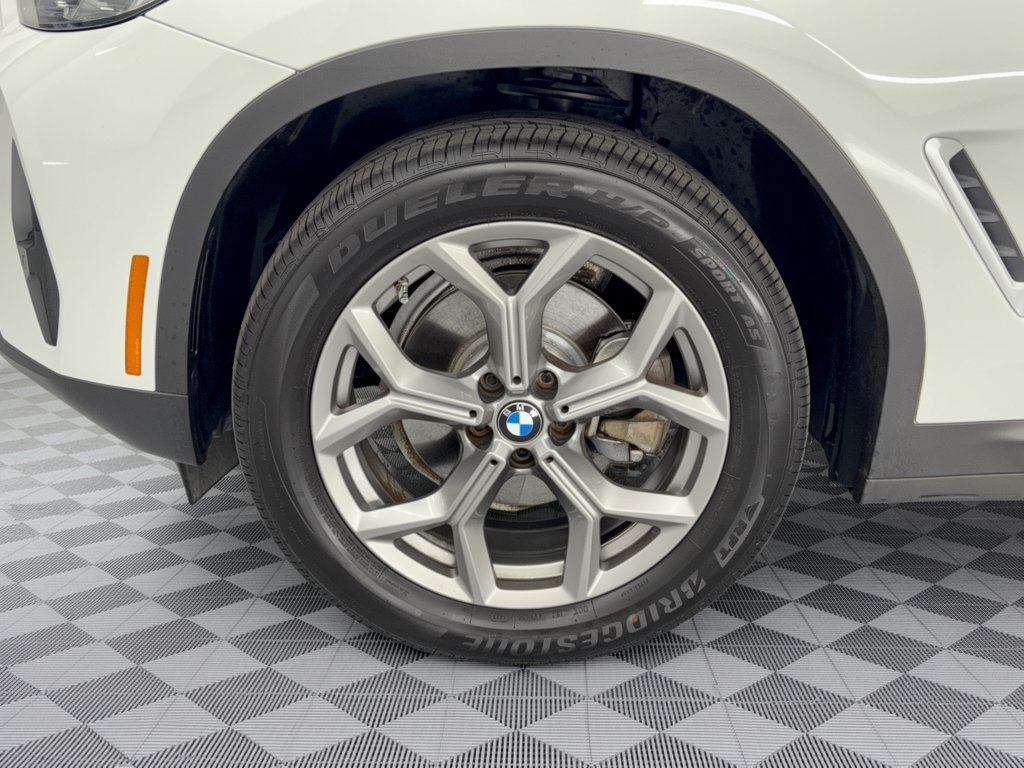 Used 2022 BMW X3 xDrive30i w/ Convenience Package AWD/4WD image 13