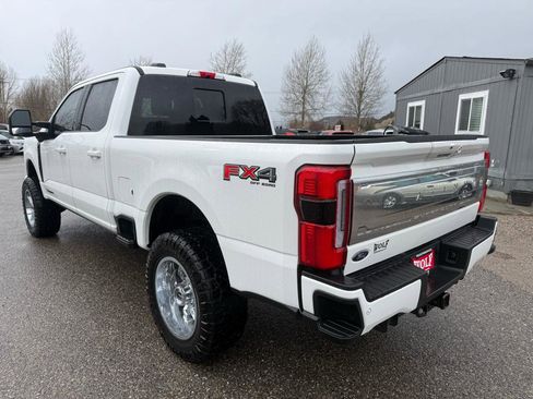 Used 2025 Ford F250 Platinum AWD/4WD image 3