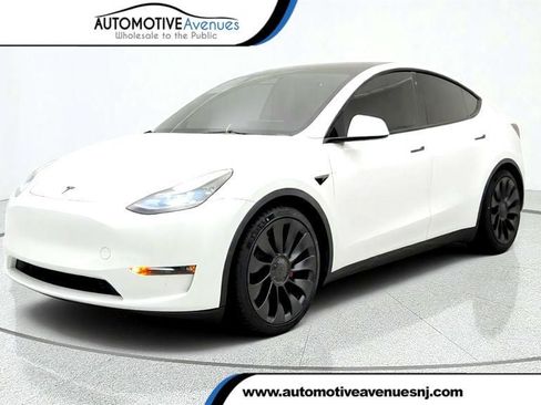 Used 2023 Tesla Model Y Performance AWD/4WD image 1
