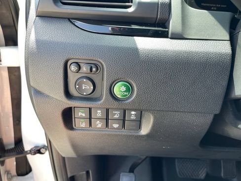 Used 2025 Honda Ridgeline Black Edition image 32