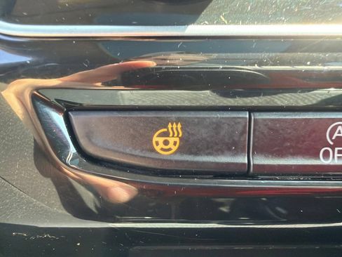 Used 2019 Volkswagen Atlas SEL AWD/4WD image 38