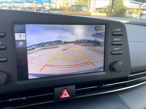 Used 2025 Hyundai Elantra Sport image 26