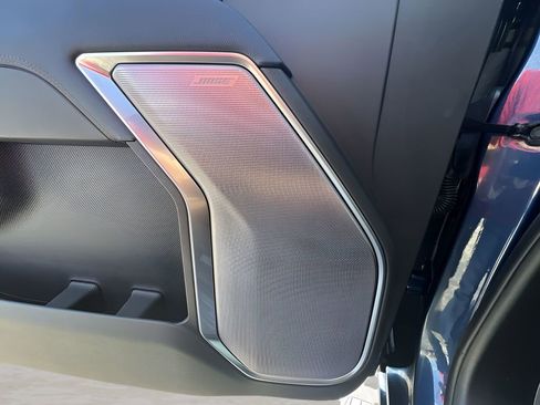 Certified 2022 Chevrolet Silverado 1500 High Country w/ High Country Premium Package image 25