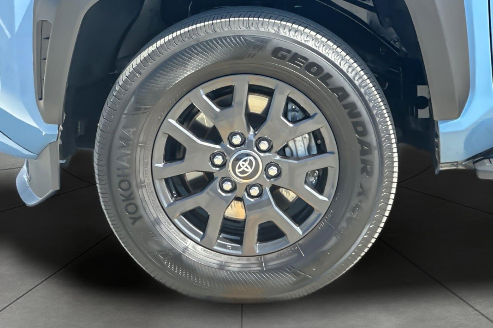 Certified 2025 Toyota 4Runner SR5 AWD/4WD image 26