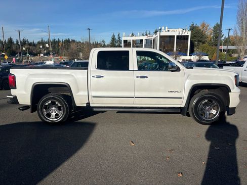 Used 2016 GMC Sierra 1500 Denali w/ Enhanced Driver Alert Package image 5