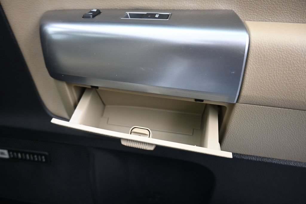 Used 2019 Toyota Sequoia Limited w/ Safety & Convenience Package AWD/4WD image 61