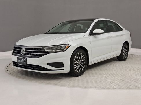 Used 2019 Volkswagen Jetta SE FWD image 34