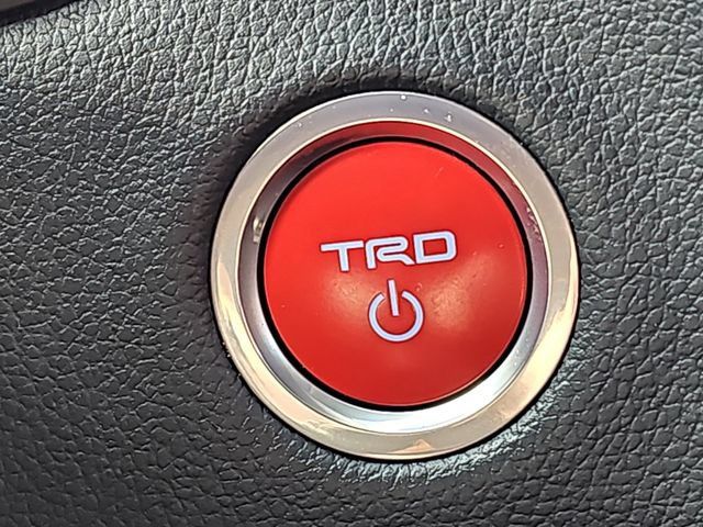 Used 2024 Toyota Sequoia SR5 w/ TRD Off-Road Package AWD/4WD image 19
