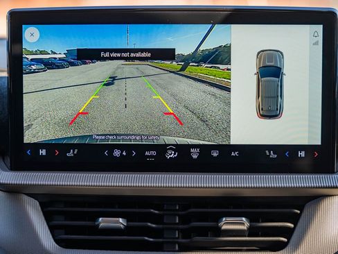 Certified 2025 Ford Explorer Active image 34