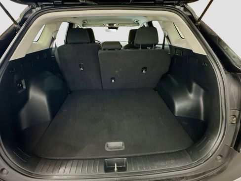 Used 2025 Kia Sportage LX image 29