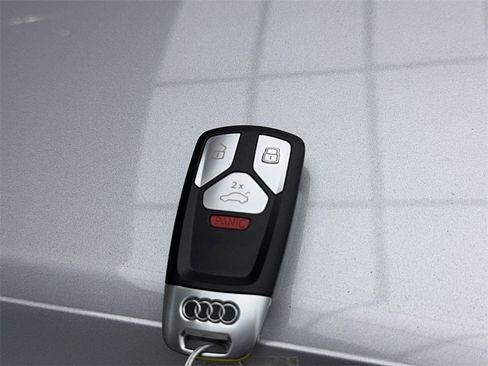 Used 2022 Audi Q5 2.0T Premium Plus w/ Premium Plus Package image 63