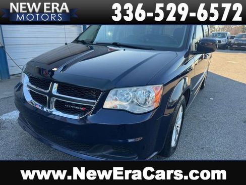 Used 2015 Dodge Grand Caravan SXT image 1
