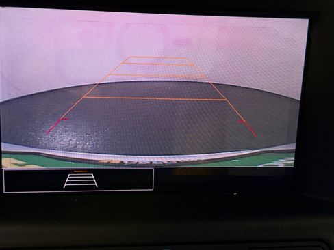 Used 2022 GMC Terrain SLE FWD image 19
