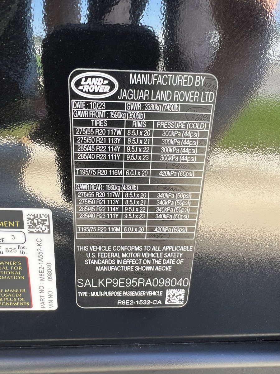 Used 2024 Land Rover Range Rover SE AWD/4WD image 36