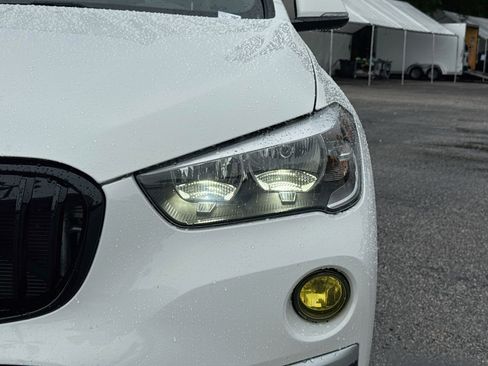 Used 2019 BMW X1 sDrive28i w/ Convenience Package FWD image 9