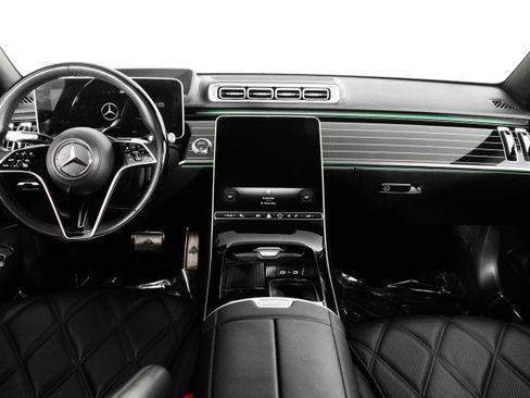 Used 2024 Mercedes-Benz Maybach S 580 4MATIC image 54
