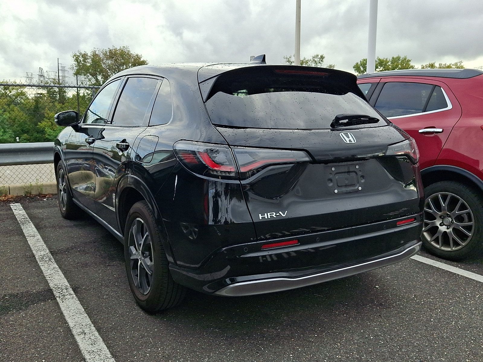 Used 2023 Honda HR-V EX-L image 3