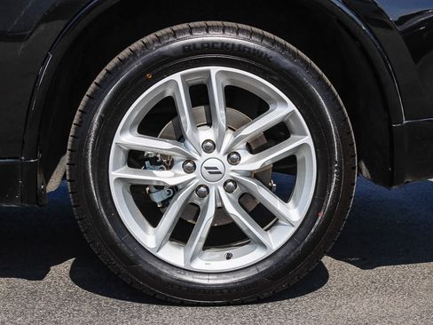 Used 2025 Dodge Durango GT AWD/4WD image 10