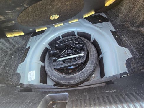 Used 2015 Volkswagen Jetta SE FWD image 30