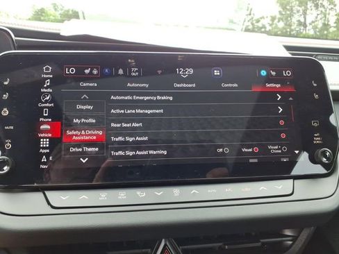 New 2026 Dodge Charger R/T AWD/4WD image 7