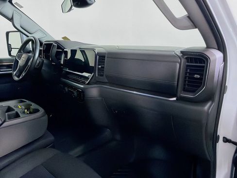 Used 2025 Chevrolet Silverado 3500 LT w/ Convenience Package AWD/4WD image 25