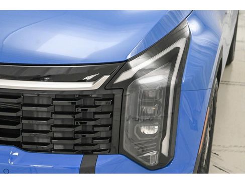 New 2026 Kia Sportage EX w/ EX Panorama Roof Package image 9