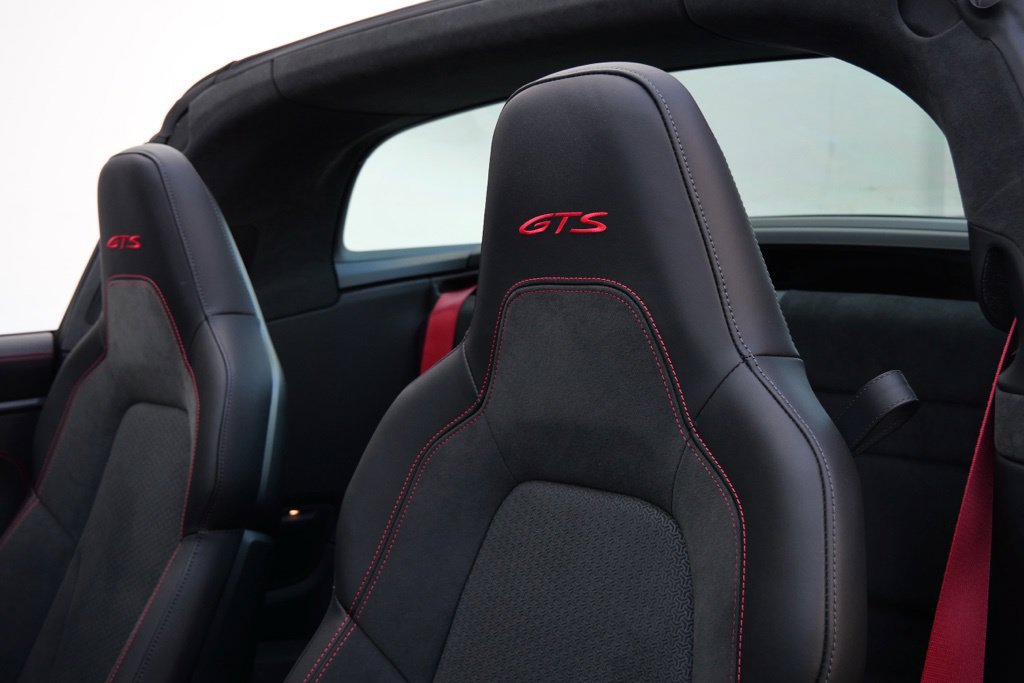 Used 2026 Porsche 911 Targa 4 GTS AWD/4WD image 33