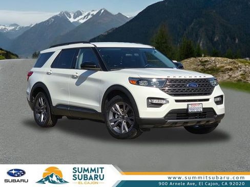 Used 2022 Ford Explorer XLT image 1