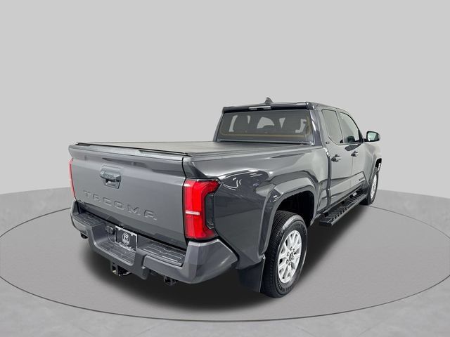Used 2024 Toyota Tacoma SR5 AWD/4WD image 33