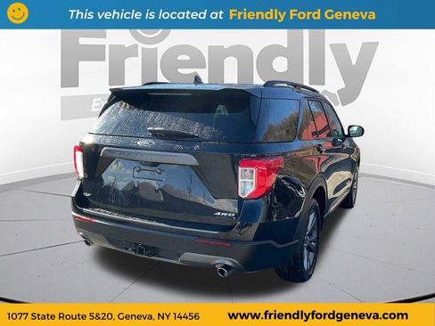 Used 2021 Ford Explorer XLT w/ Equipment Group 202A AWD/4WD image 12