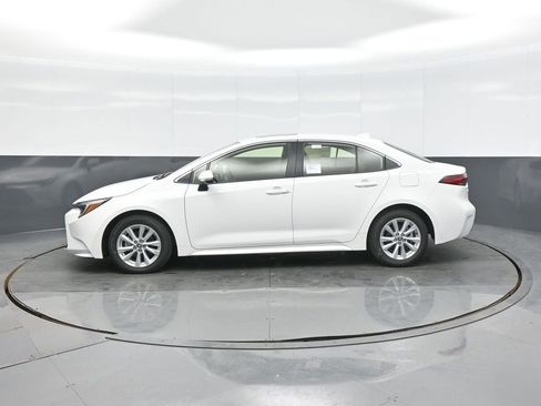New 2026 Toyota Corolla XLE image 4