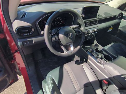 New 2025 Honda Pilot EX-L image 10