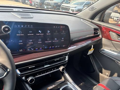 New 2026 Chevrolet Traverse RS FWD image 30