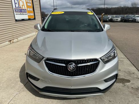 Used 2019 Buick Encore Preferred image 2