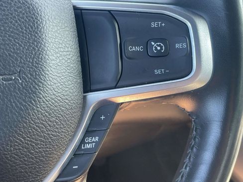Used 2024 RAM 2500 Big Horn w/ Off Road Package AWD/4WD image 21