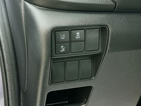 Used 2017 Honda CR-V EX image 10