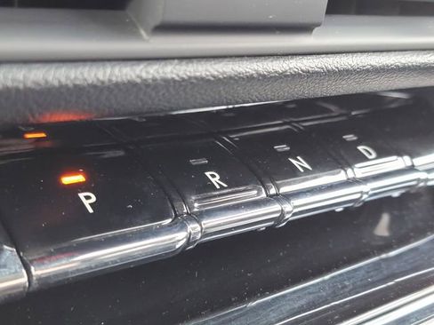 Certified 2024 Lincoln Corsair AWD w/ Equipment Group 101A image 30