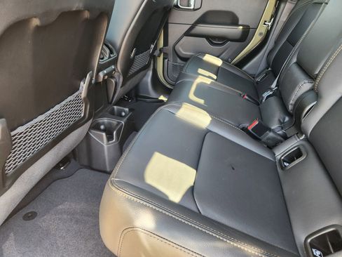 New 2026 Jeep Gladiator Sport image 21