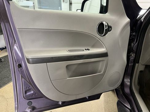 Used 2006 Chevrolet HHR LT w/ Preferred Equipment Group image 22