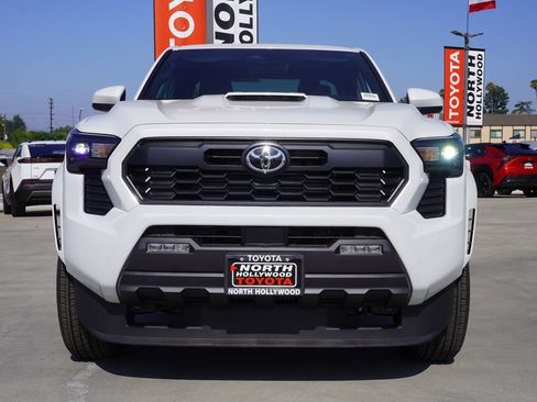 New 2026 Toyota Tacoma TRD Sport AWD/4WD image 2