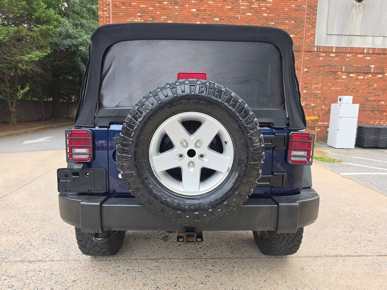 Used 2013 Jeep Wrangler Unlimited Sport AWD/4WD image 4
