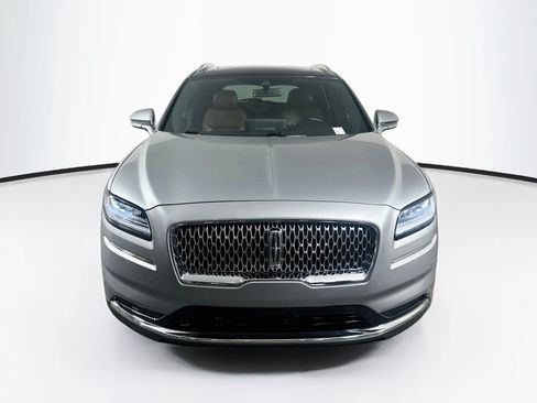 Used 2022 Lincoln Nautilus Reserve w/ Equipment Group 201A FWD image 2